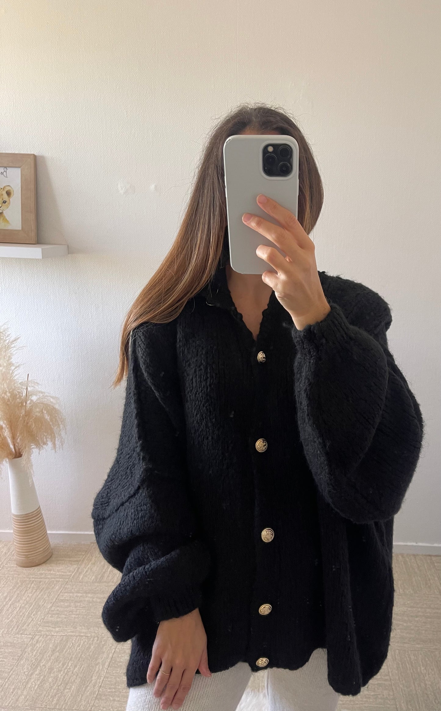 Pull oversize à bouton doré