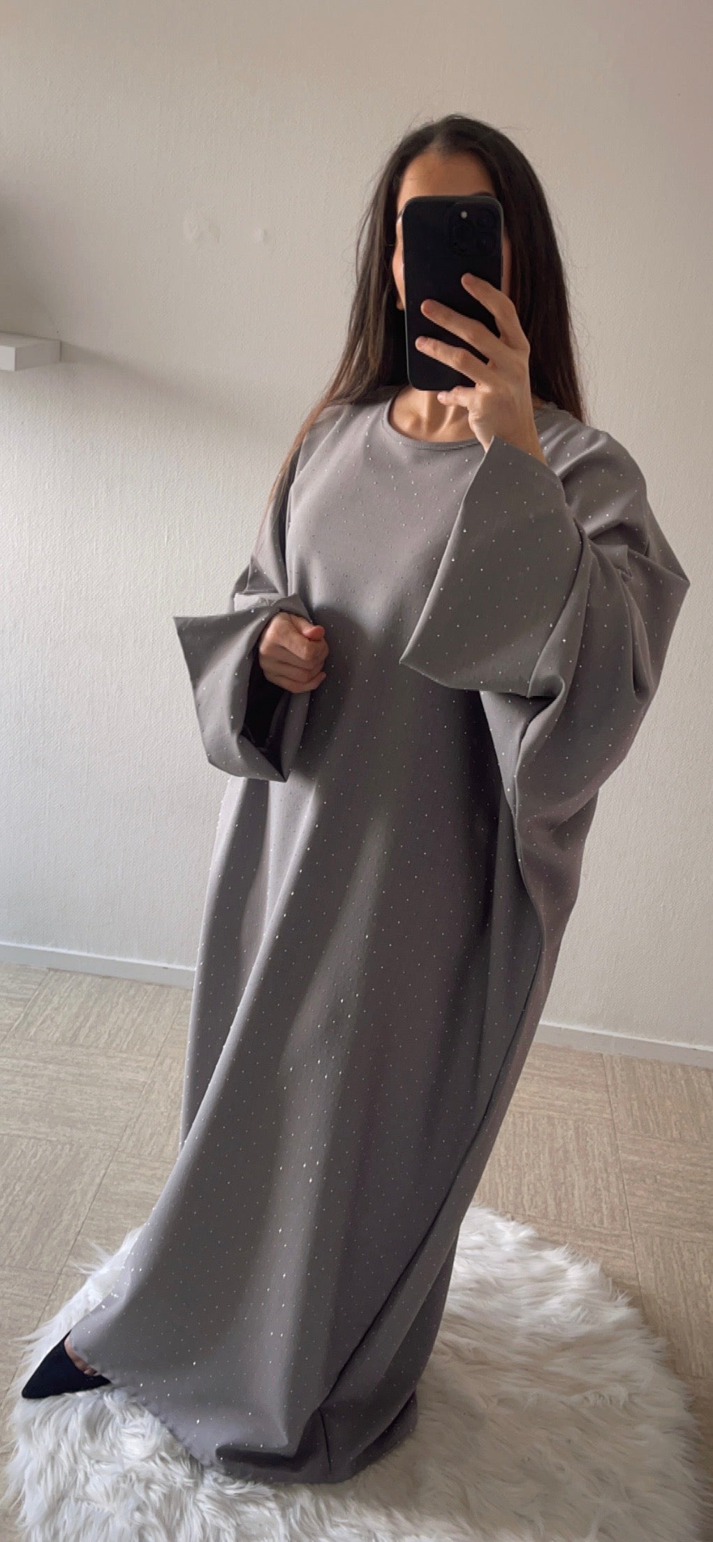 Abaya à strass grise