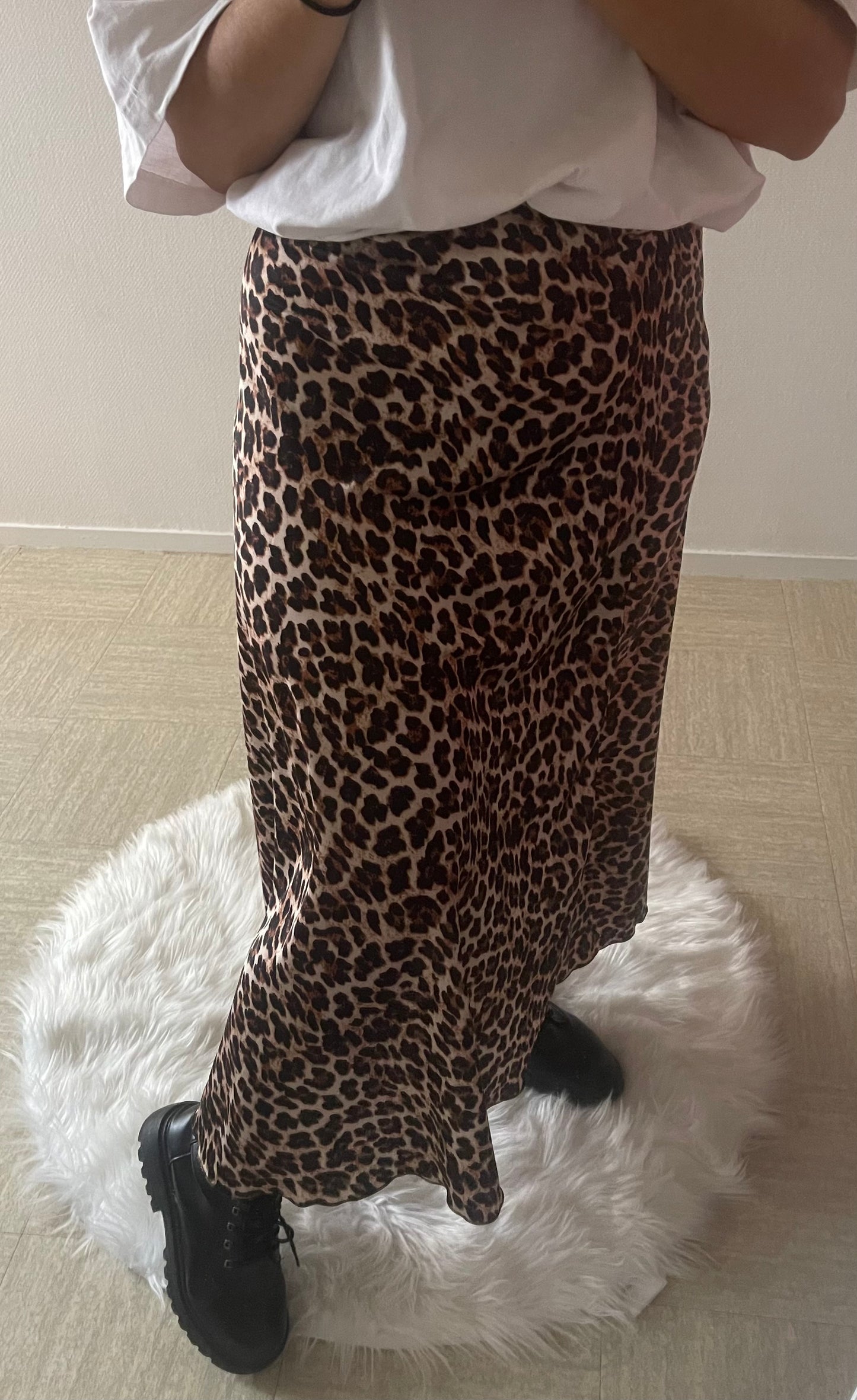 Jupe léopard en satin